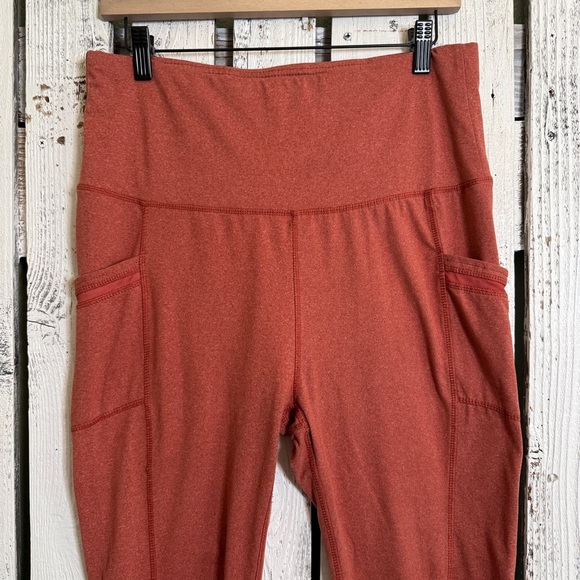 Ebb & Flow Athletic Leggings Women’s Size Large Heather Red Rust Pockets Ankle - Picture 2 of 9